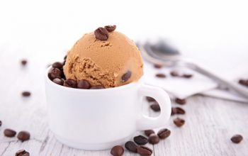 cara membuat kopi es krim pencuci mulut