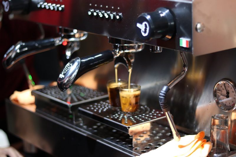 cara mengoptimalkan mesin kopi espresso